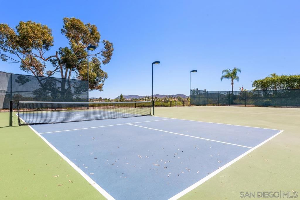 1630 Candlelight Gln