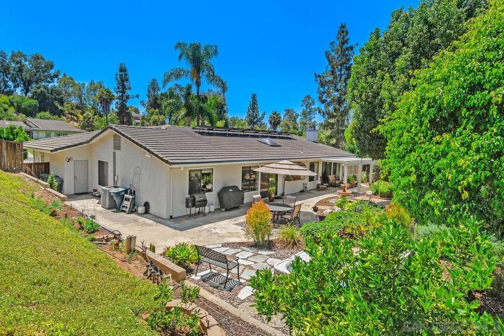 1630 Candlelight Gln