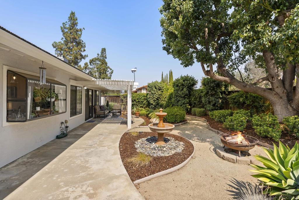 1630 Candlelight Gln