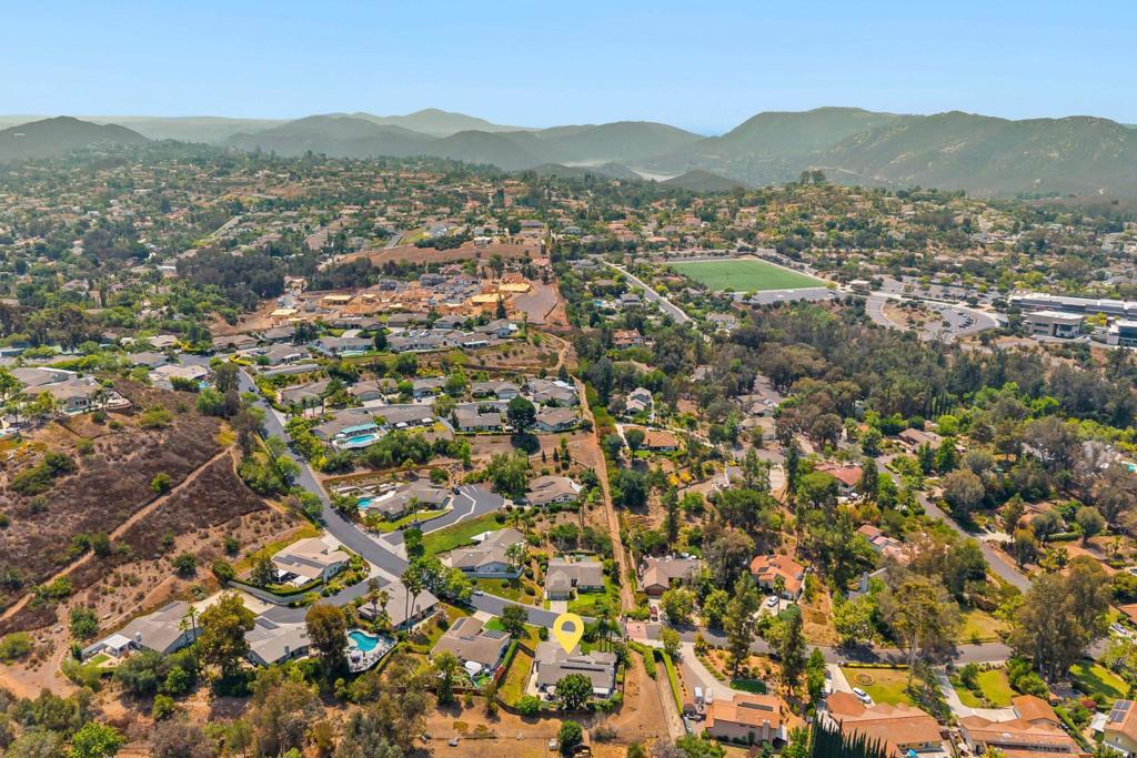 1630 Candlelight Gln