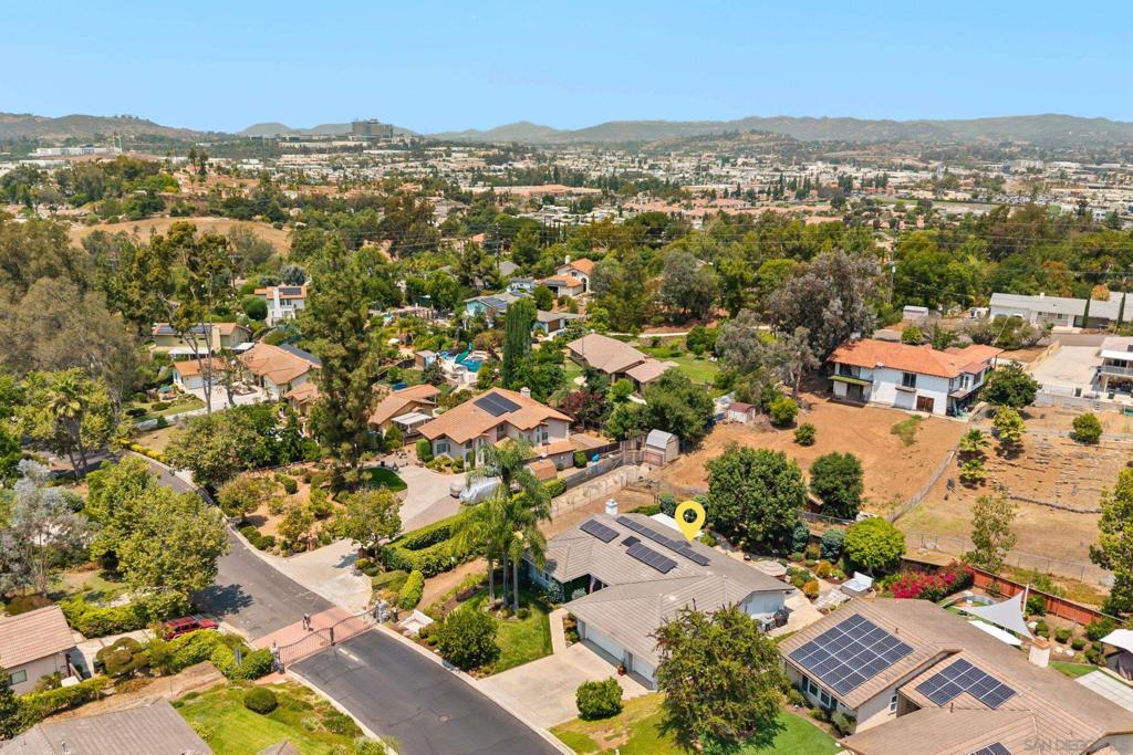 1630 Candlelight Gln