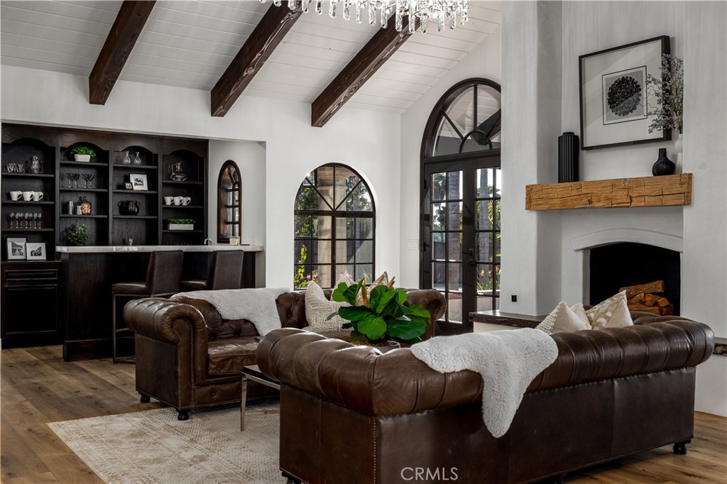 1129 Sugarbush Drive