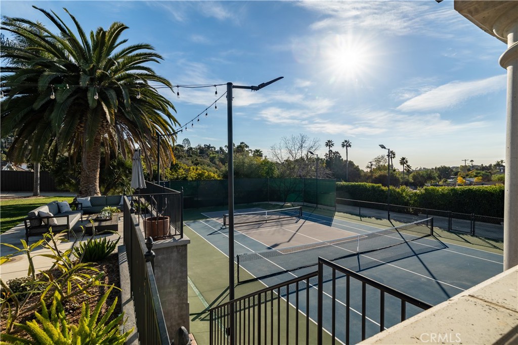 1129 Sugarbush Drive