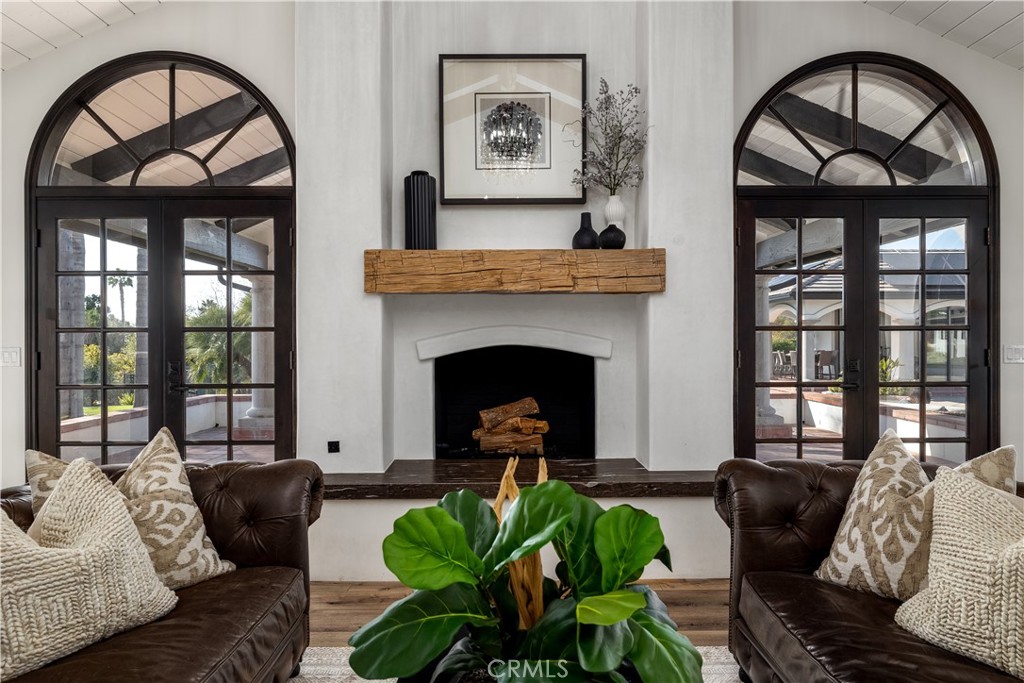 1129 Sugarbush Drive