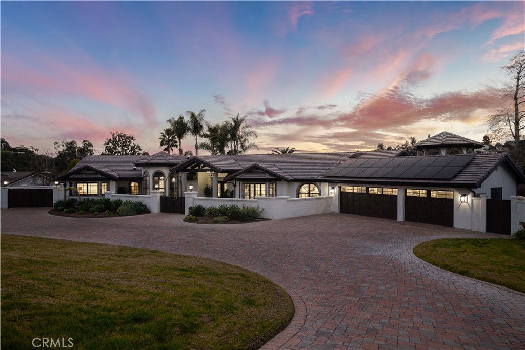 1129 Sugarbush Drive