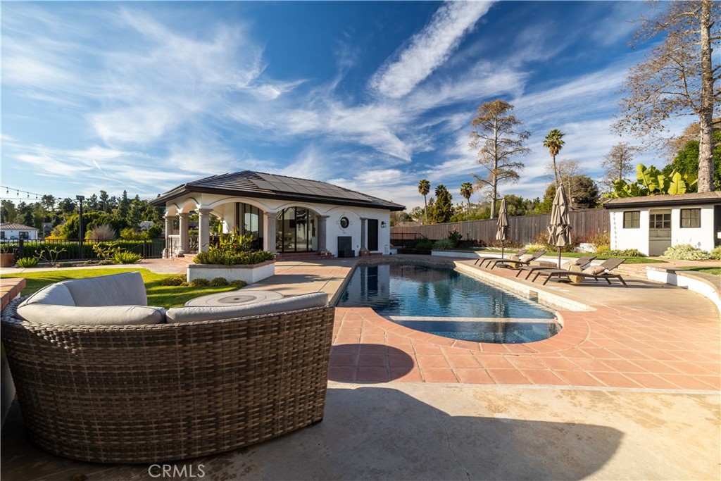 1129 Sugarbush Drive