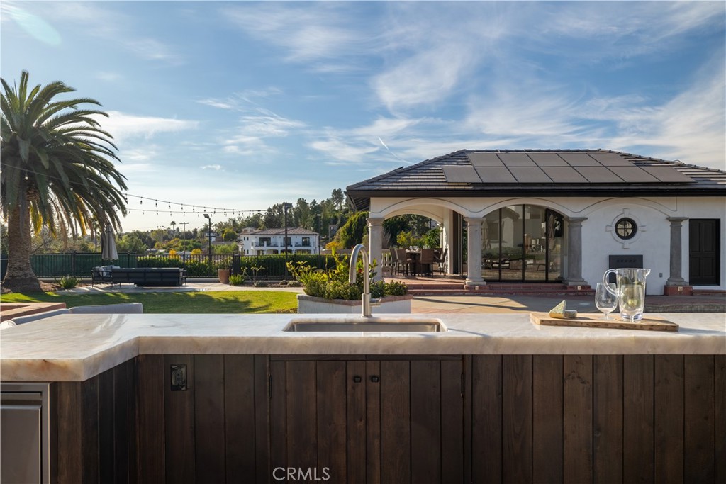 1129 Sugarbush Drive