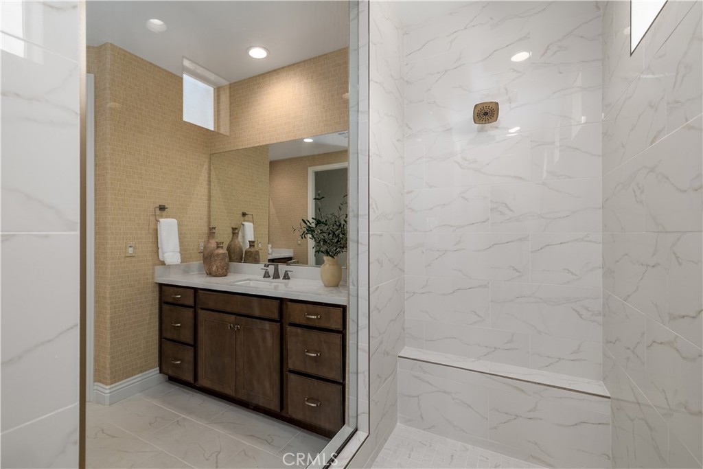 24405 Arroyo Drive
