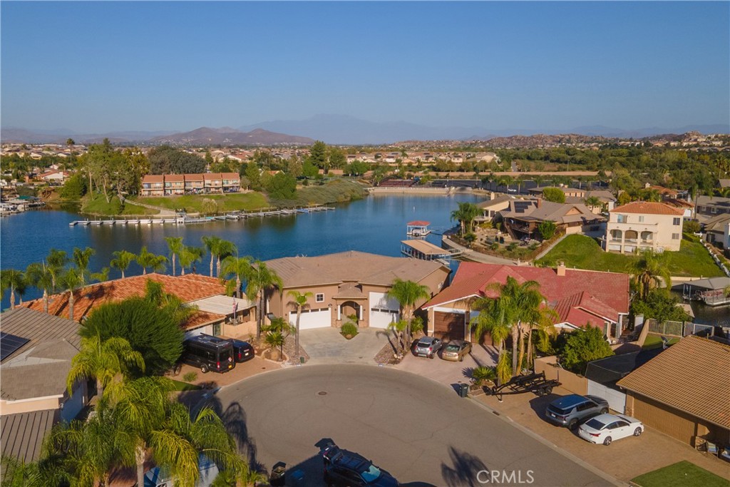 30416 Comanche Circle