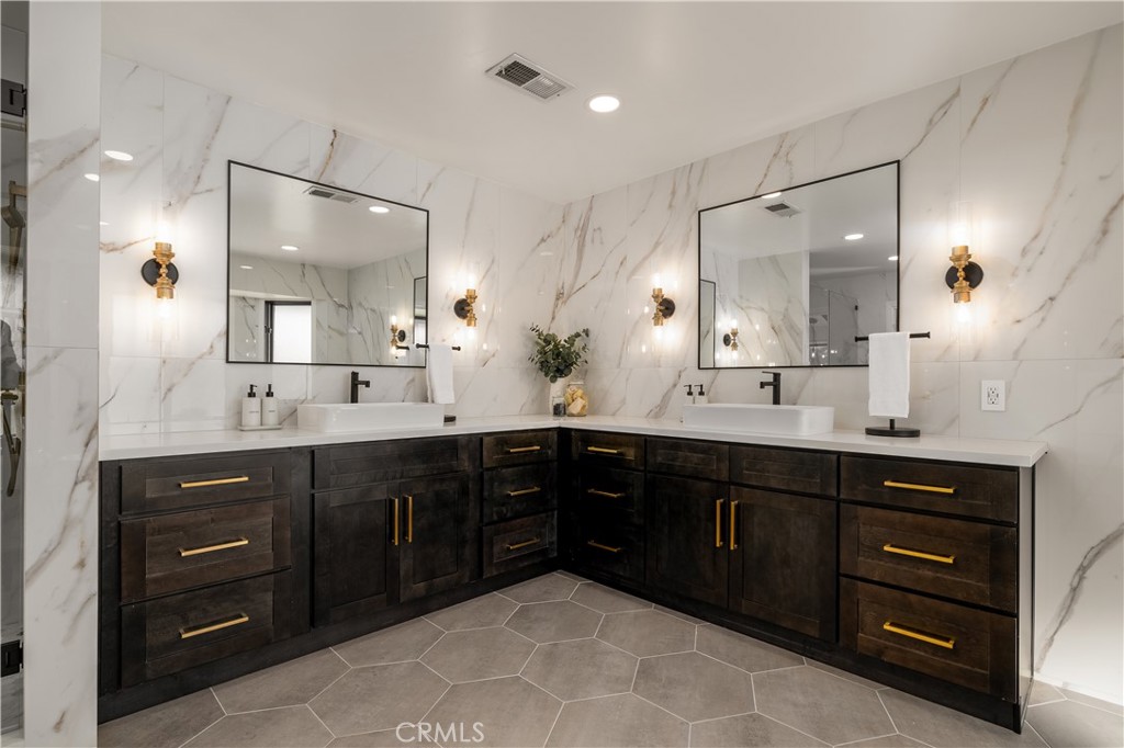 29421 Vista Valley Drive