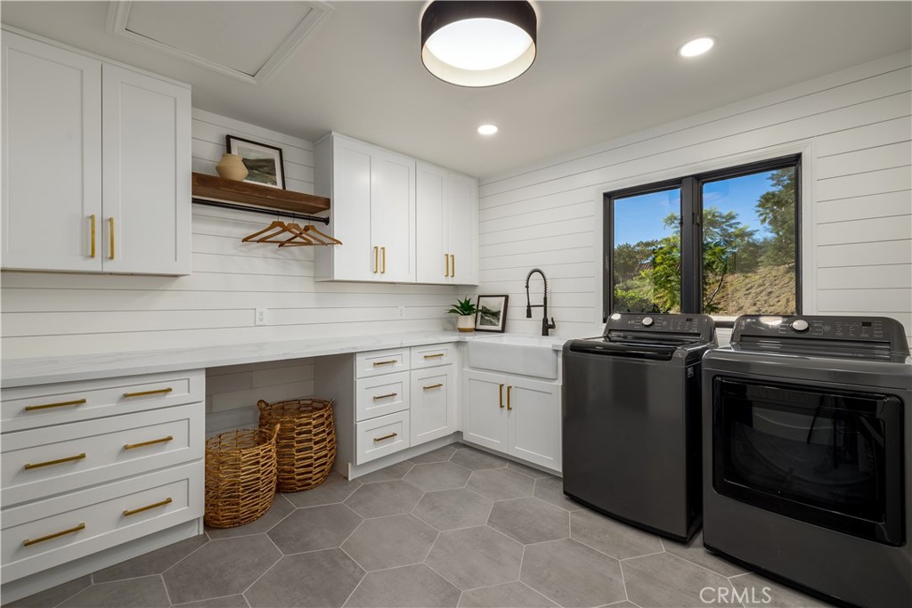 29421 Vista Valley Drive