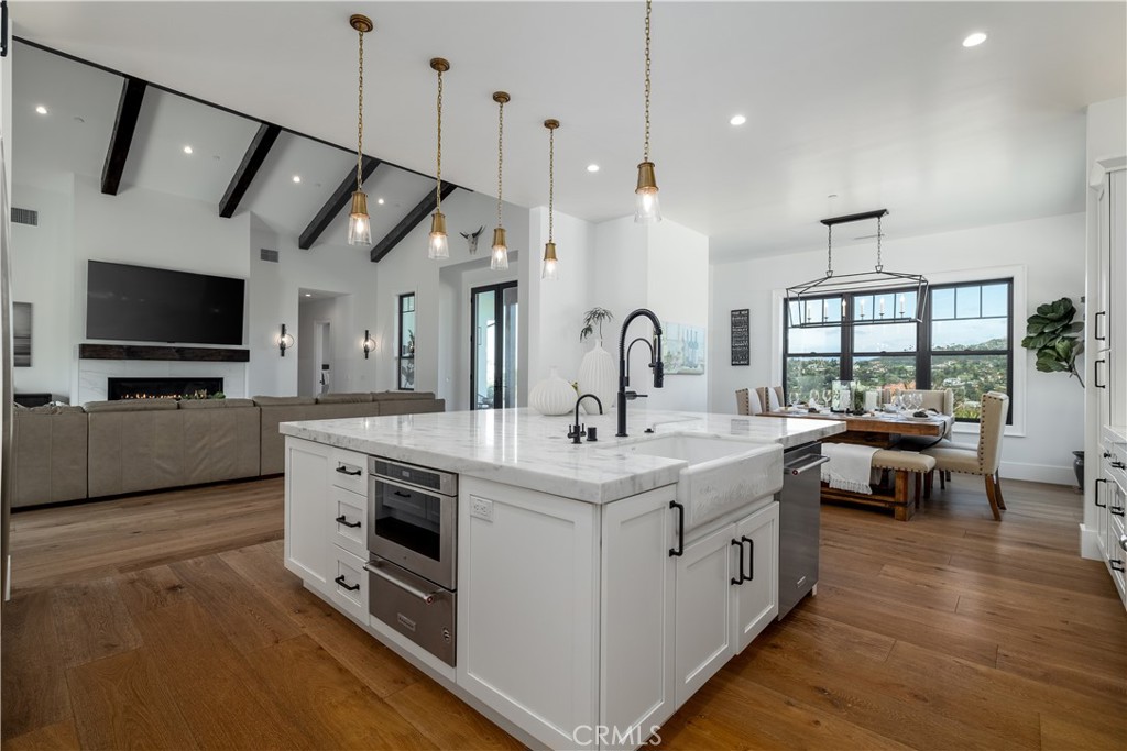 3325 Sagewood Hills Road