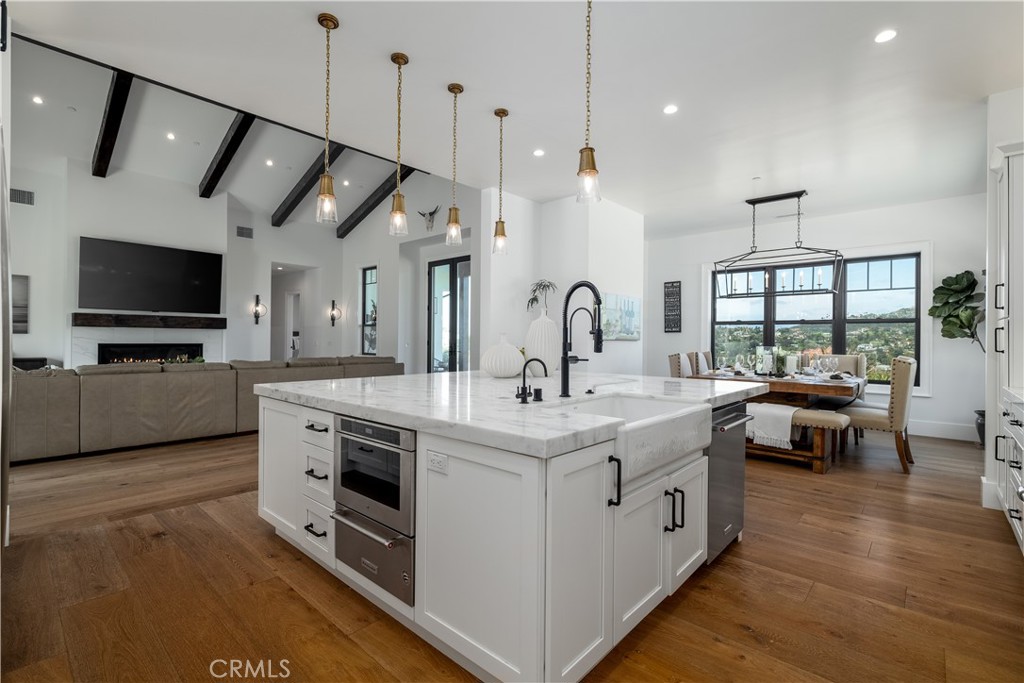 3325 Sagewood Hills Road