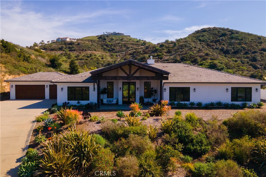 3325 Sagewood Hills Road