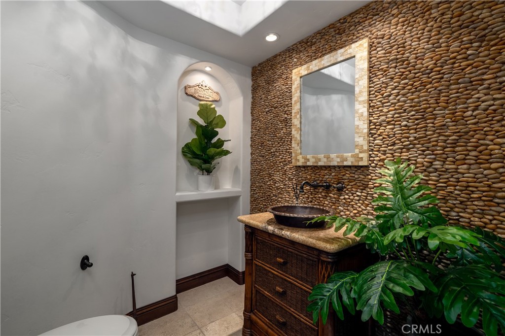 22986 Gray Fox Drive