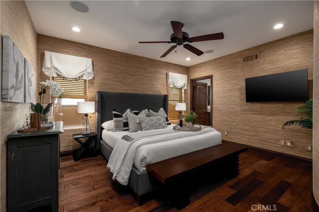 22986 Gray Fox Drive