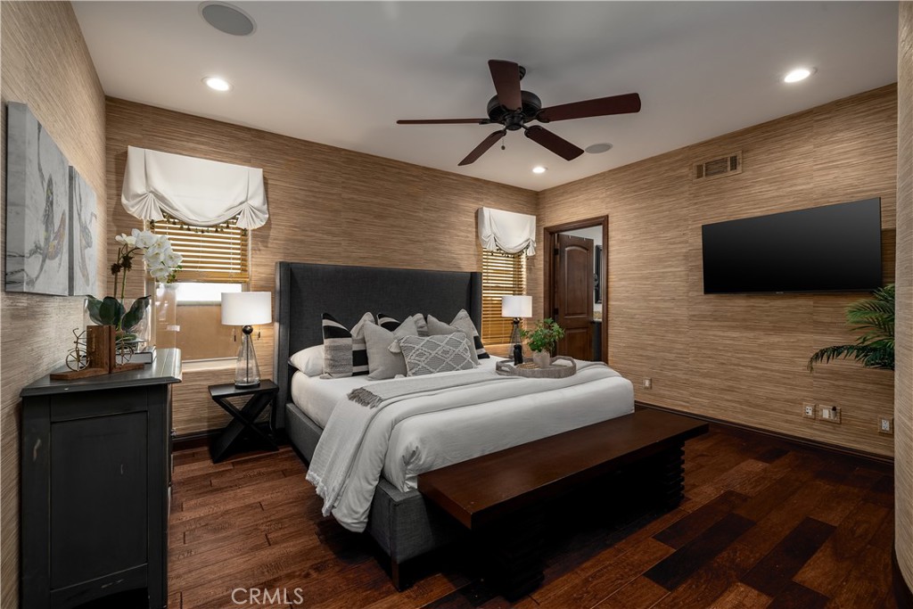 22986 Gray Fox Drive