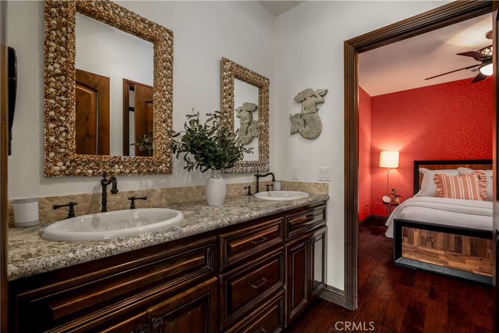 22986 Gray Fox Drive