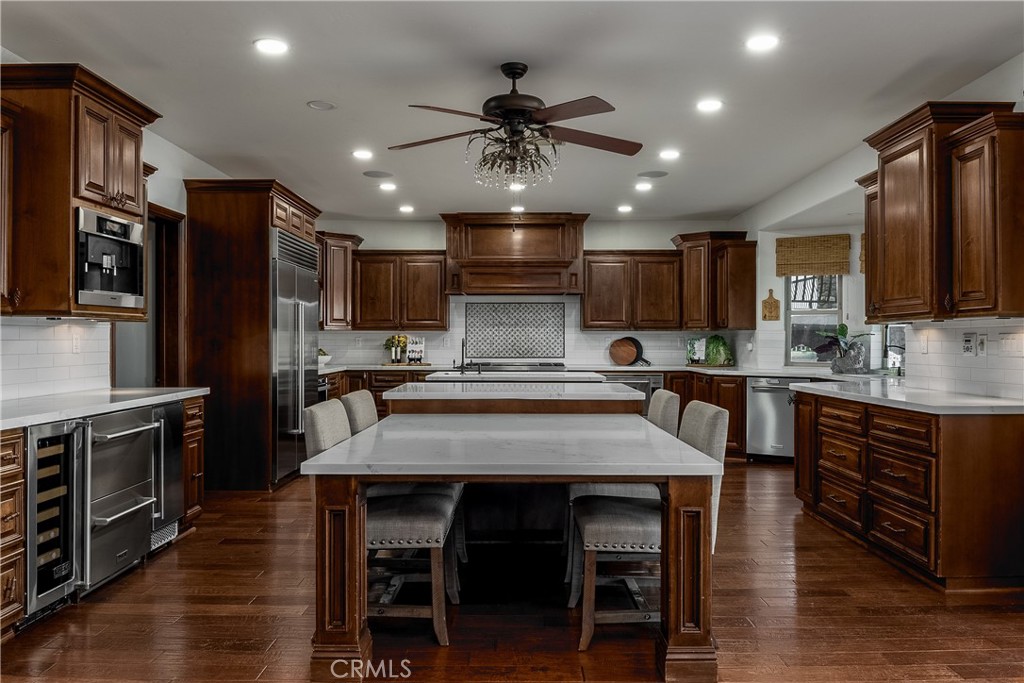 22986 Gray Fox Drive