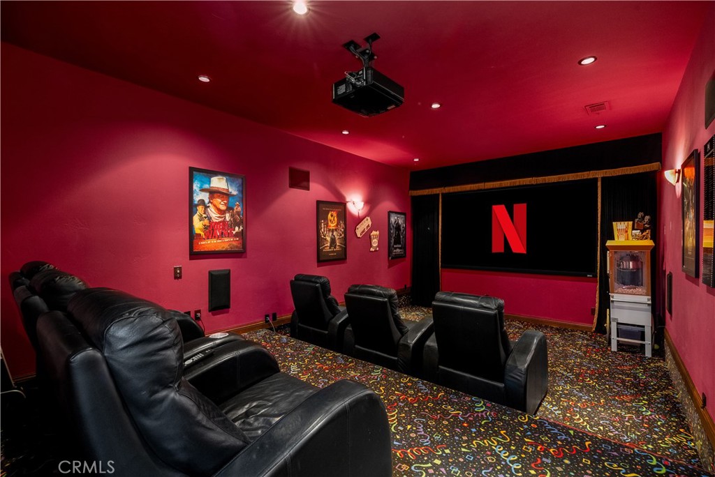 22986 Gray Fox Drive