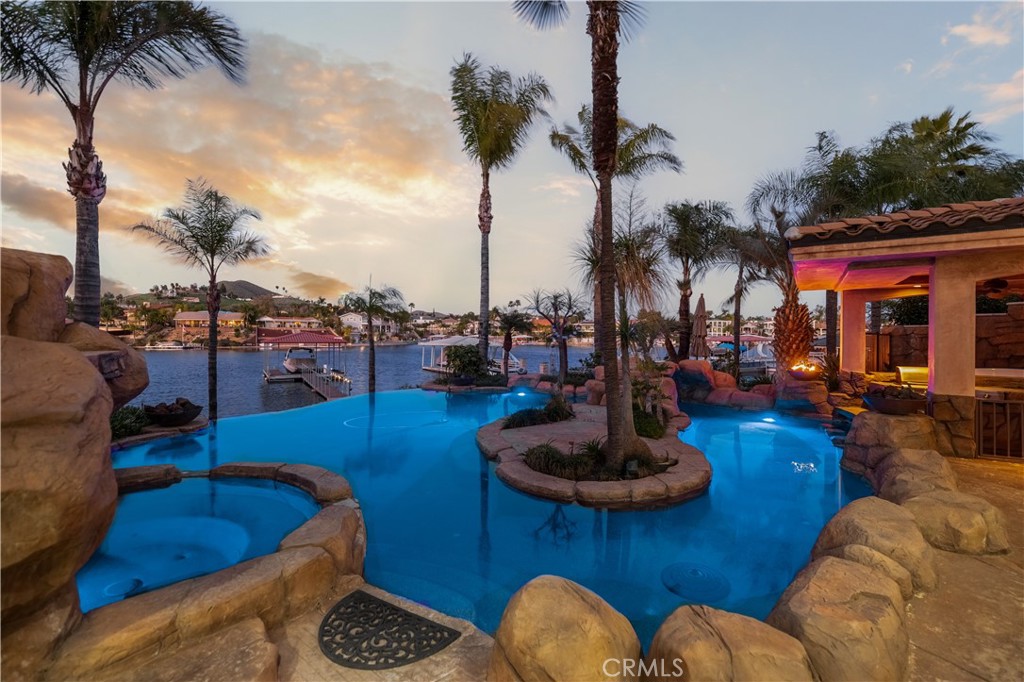 22986 Gray Fox Drive