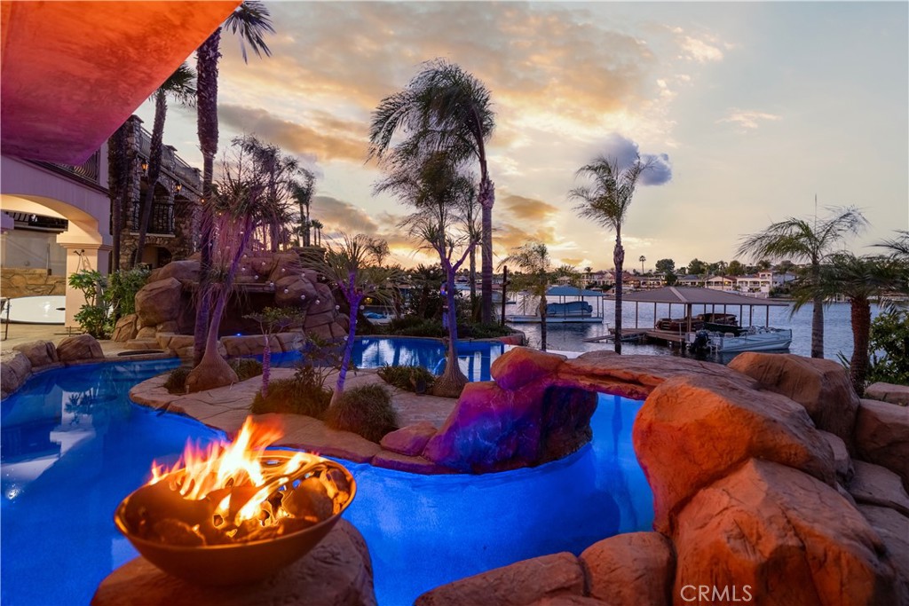 22986 Gray Fox Drive