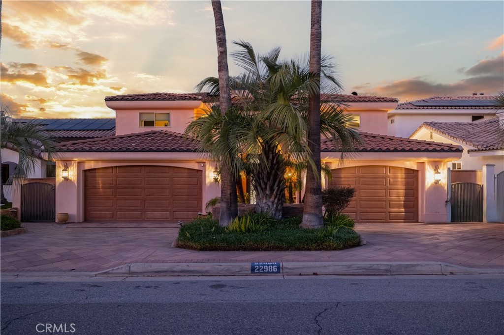 22986 Gray Fox Drive