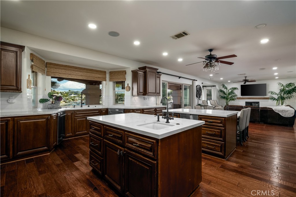 22986 Gray Fox Drive