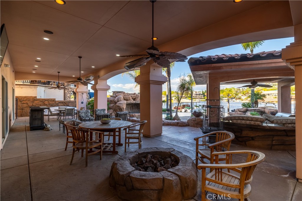 22986 Gray Fox Drive