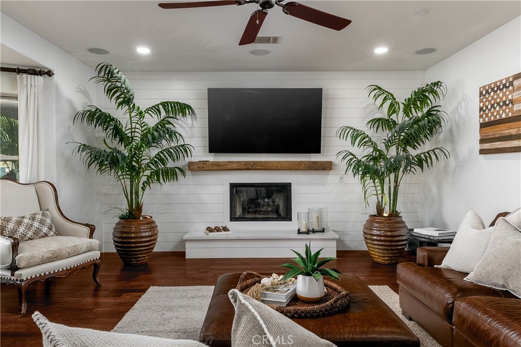 22986 Gray Fox Drive