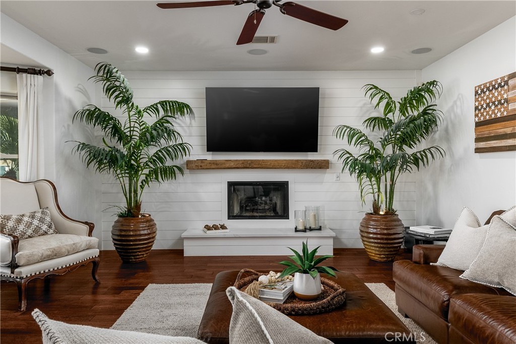 22986 Gray Fox Drive
