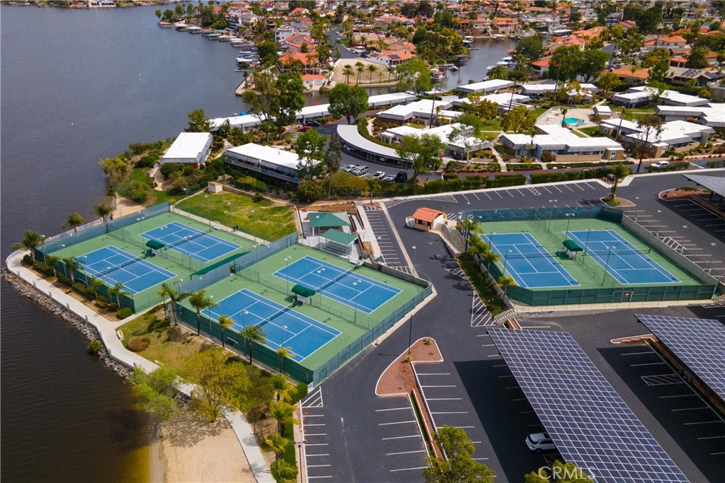 22986 Gray Fox Drive