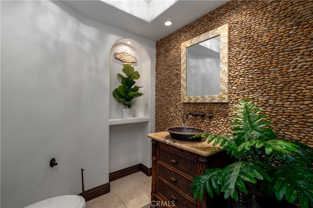 22986 Gray Fox Drive