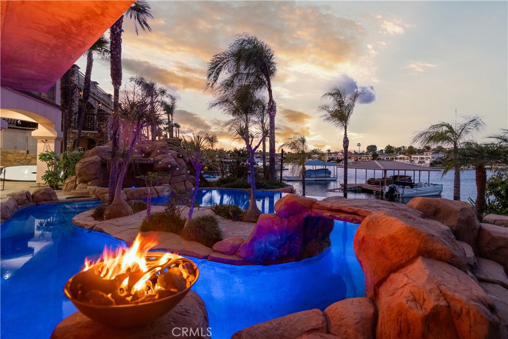22986 Gray Fox Drive