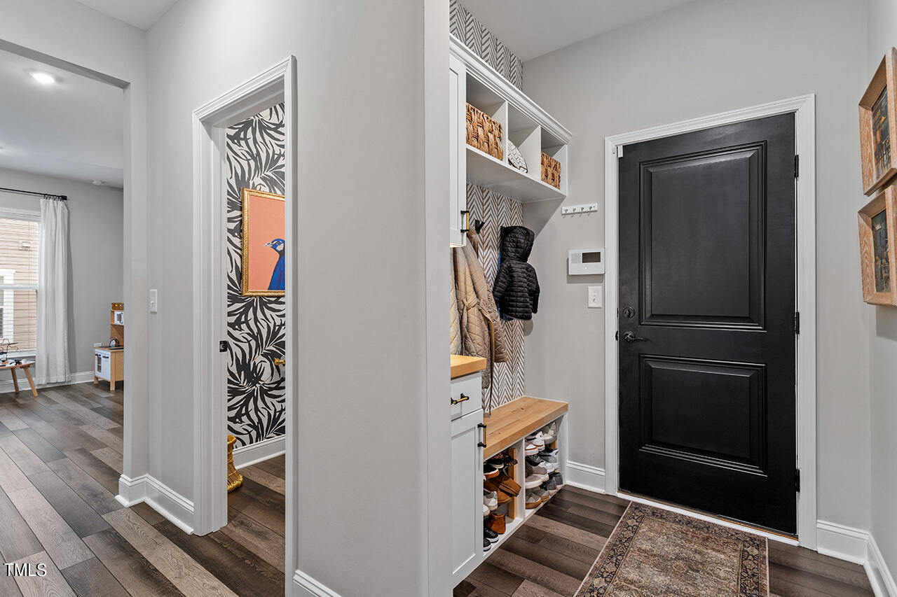 3165 Secret Passage Way