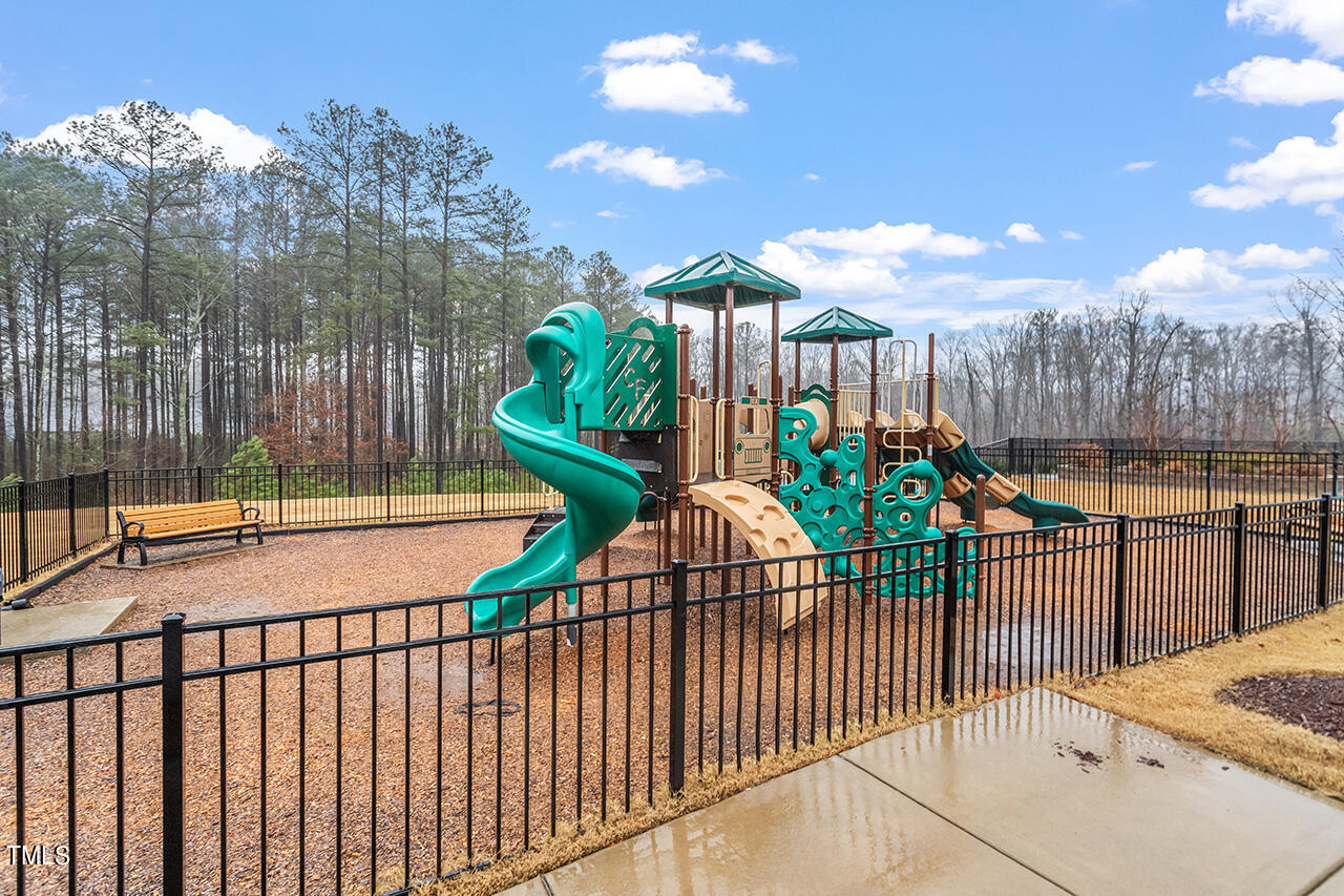 3165 Secret Passage Way