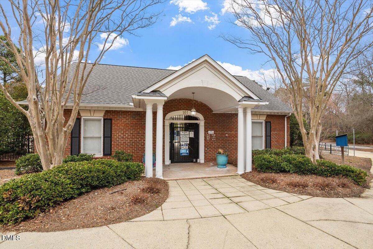403 Cranborne Lane