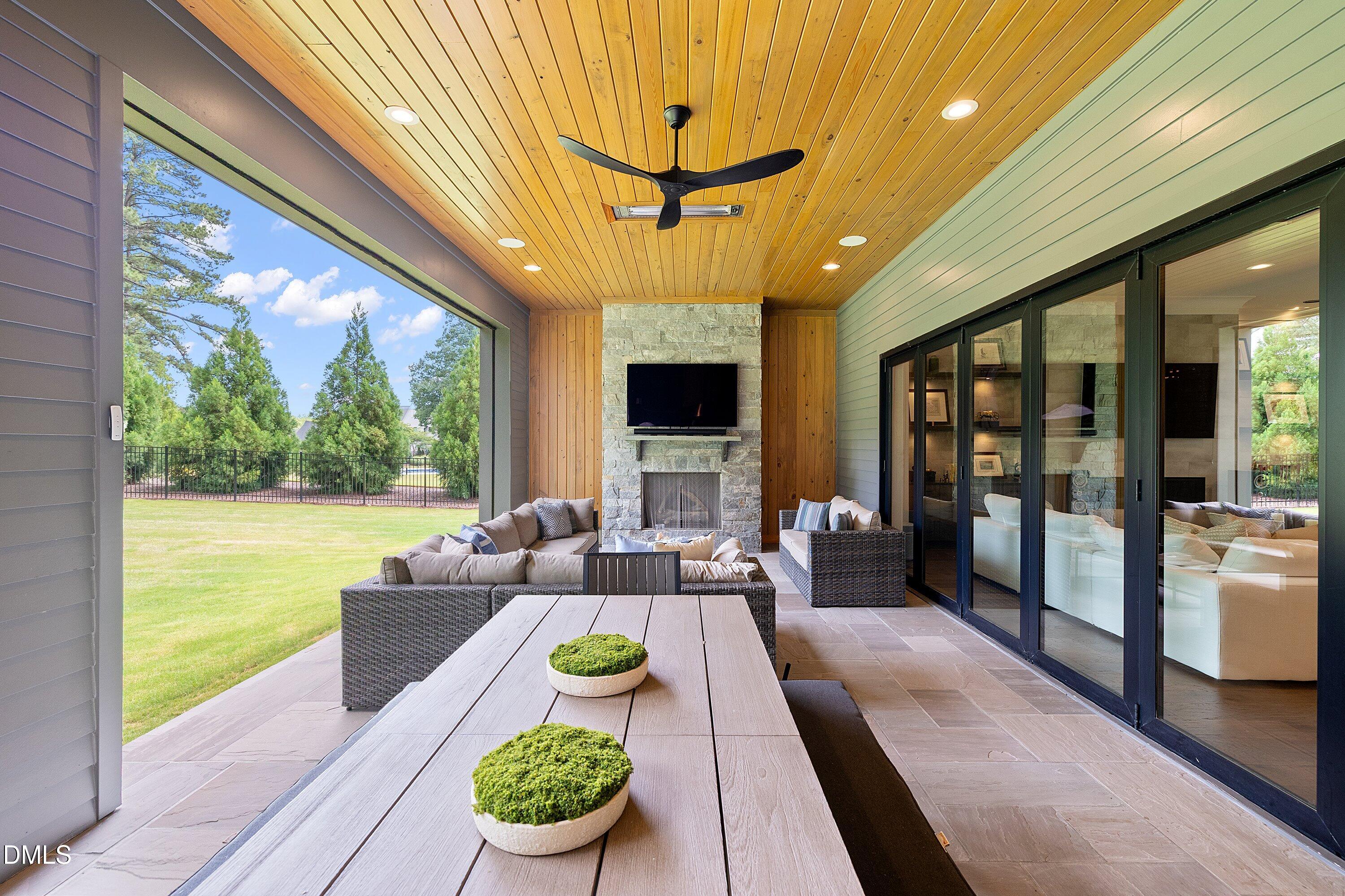 1640 Estate Valley Lane