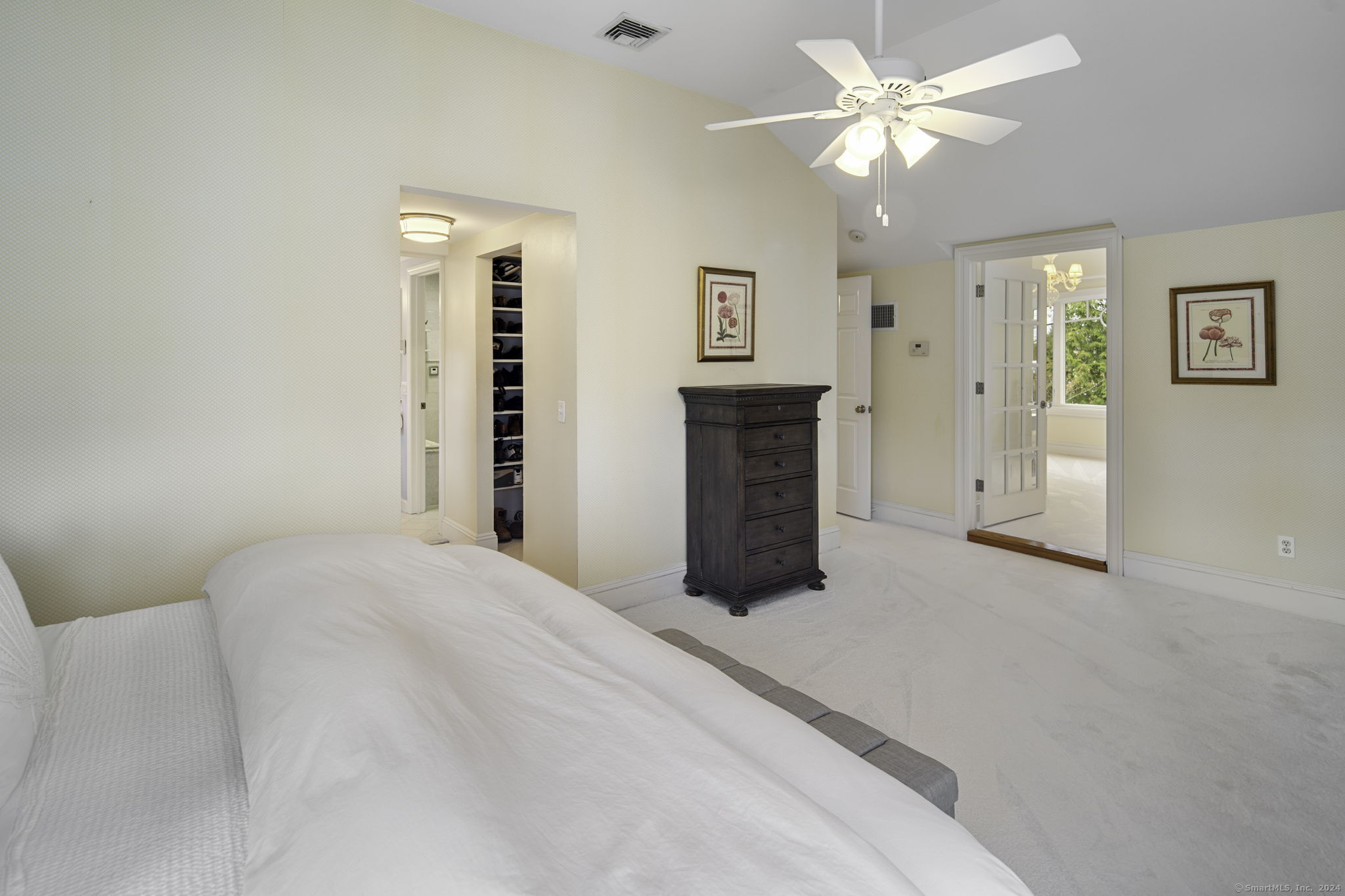 2 Norport Drive
