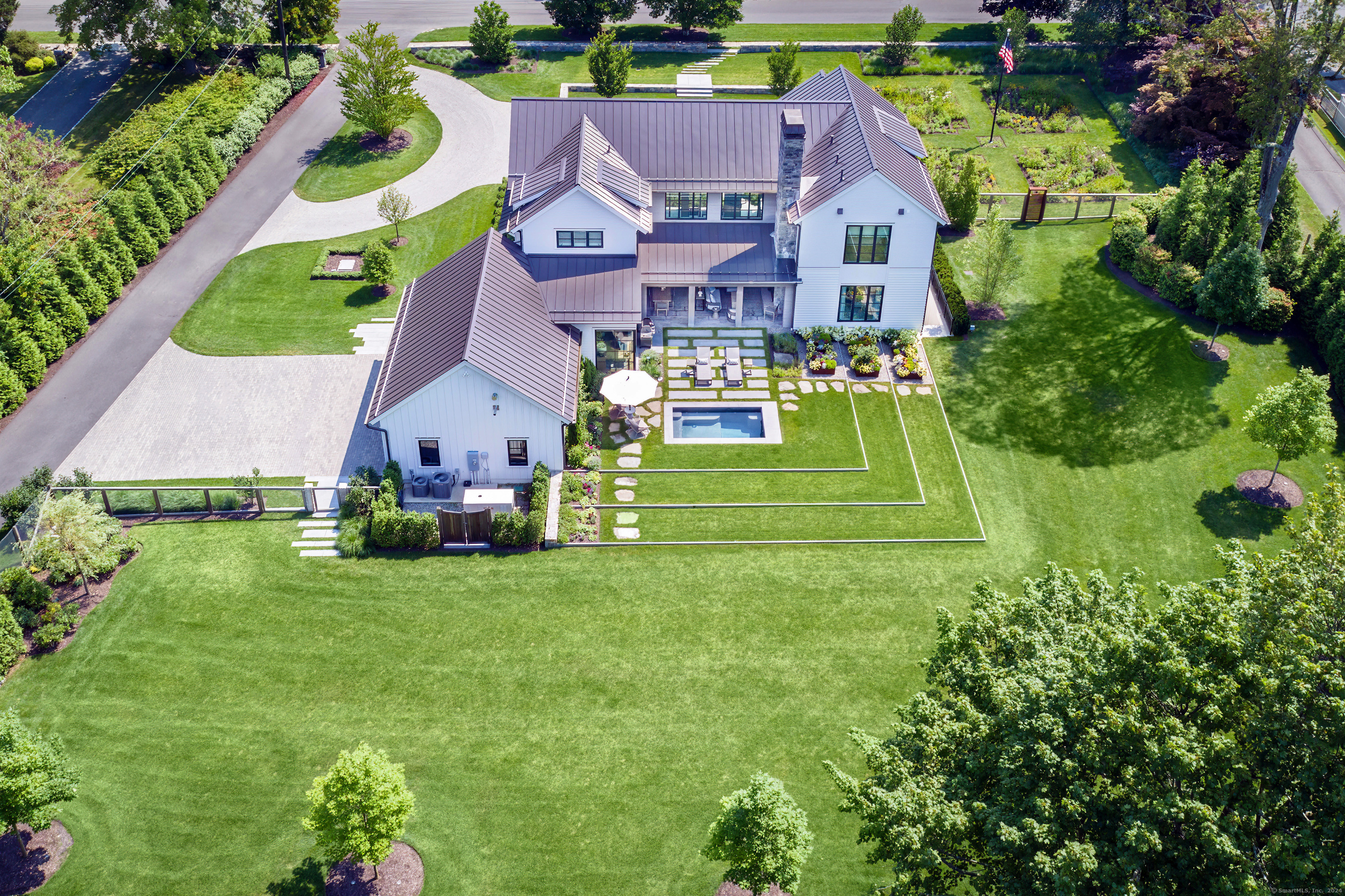 121 High Ridge Avenue