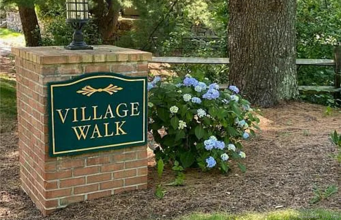 42 Village Walk