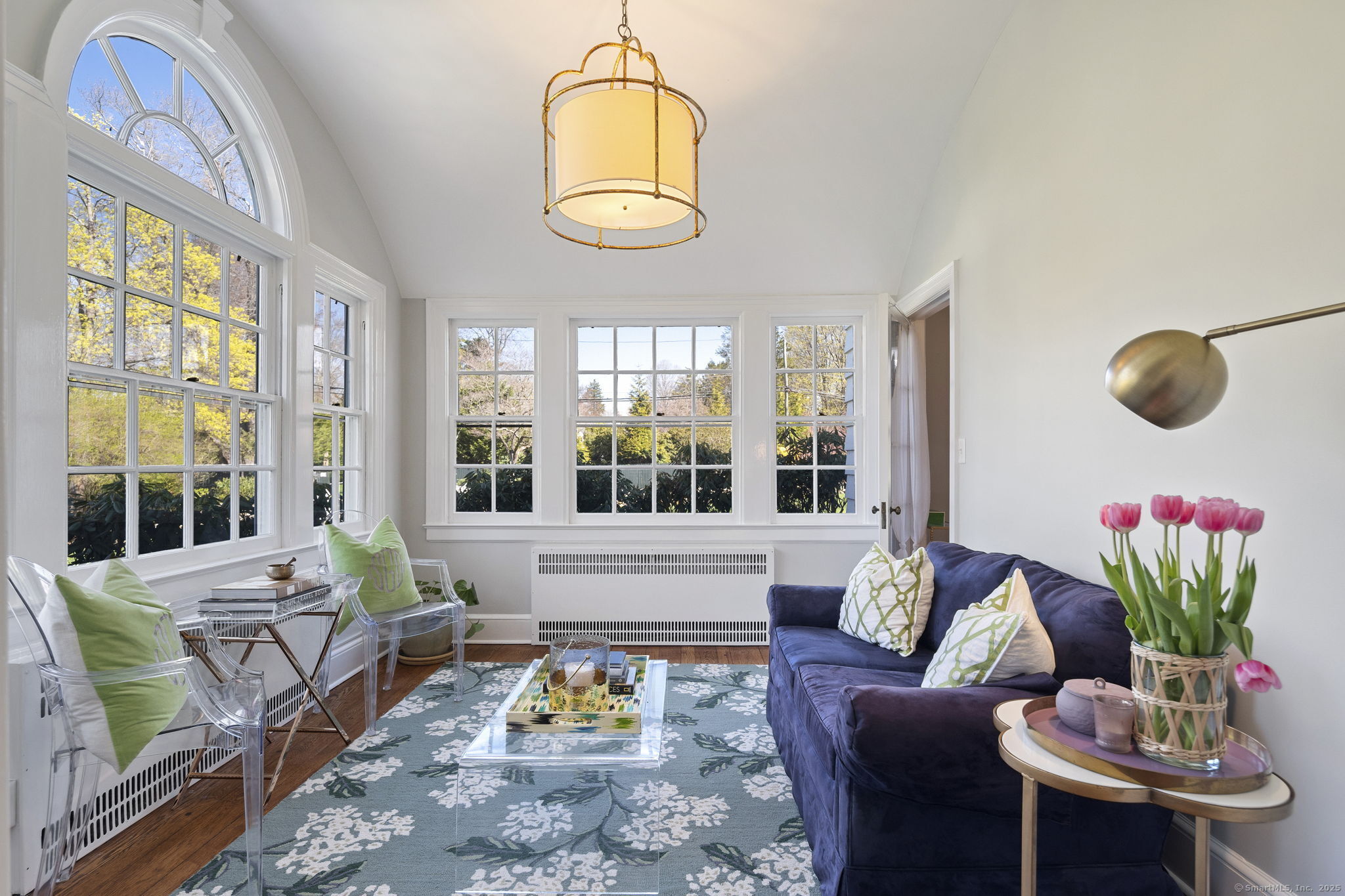 9 High Ridge Road
