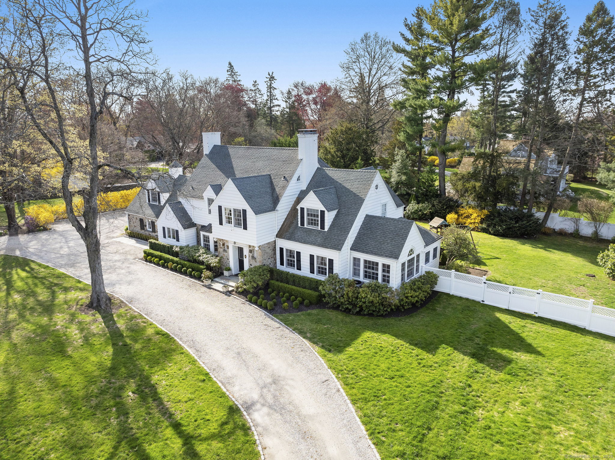 9 High Ridge Road