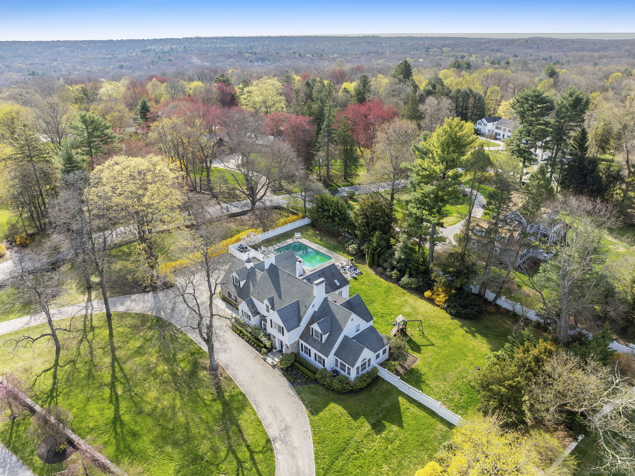 9 High Ridge Road
