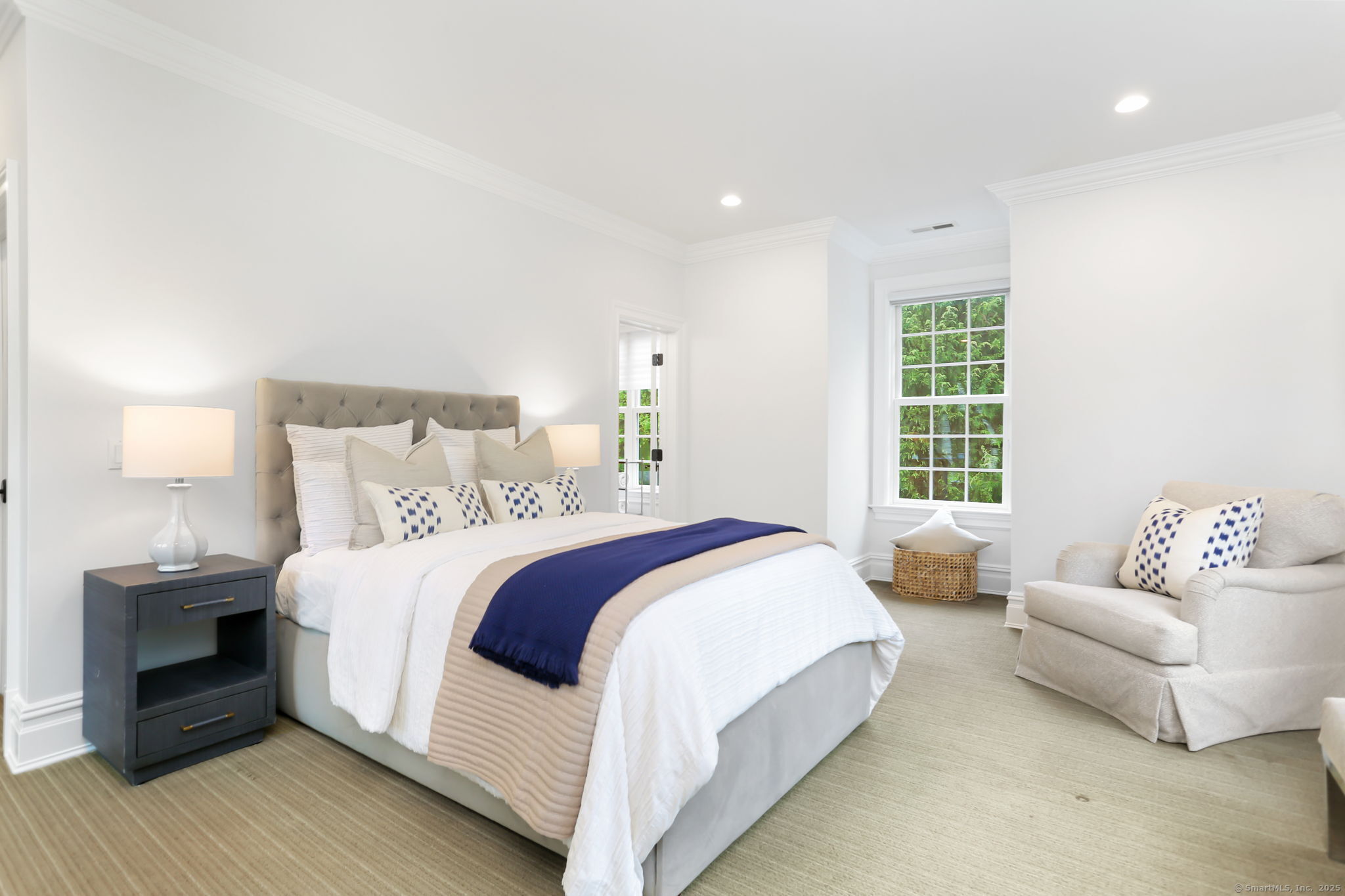3 Plunkett Place