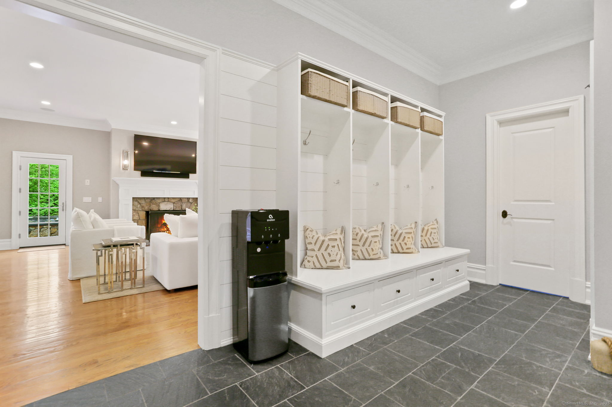 3 Plunkett Place