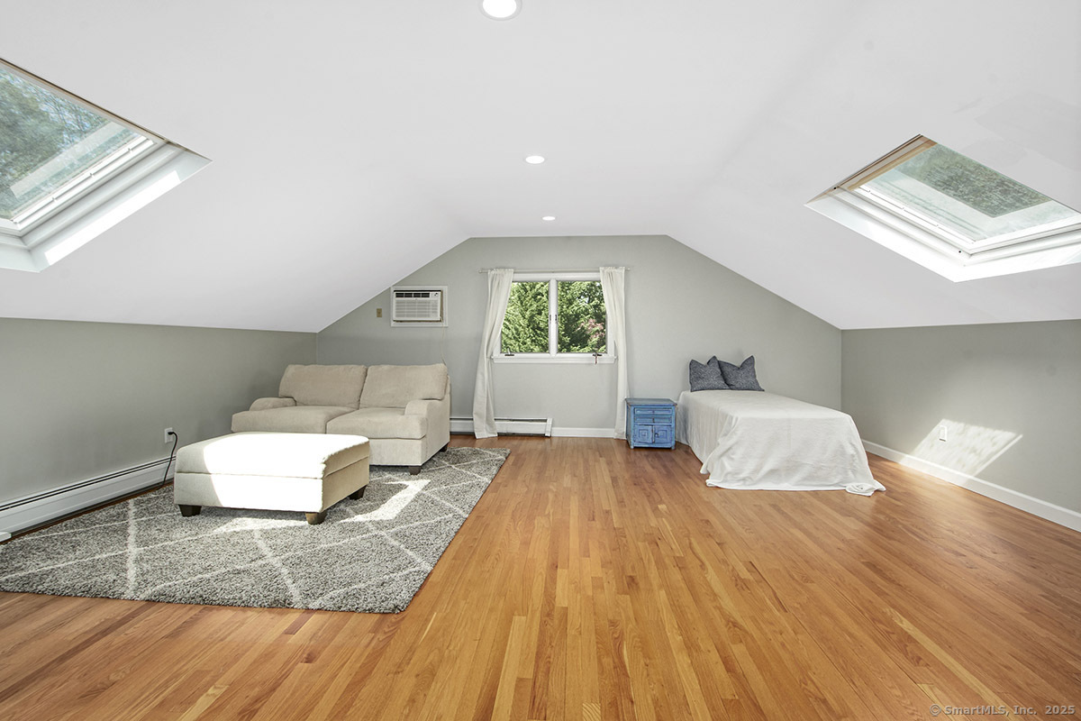 14 Jennifer Road