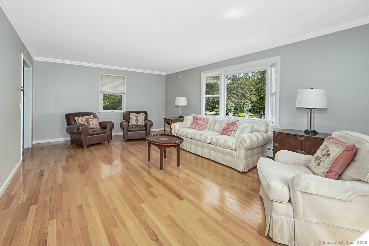 14 Jennifer Road