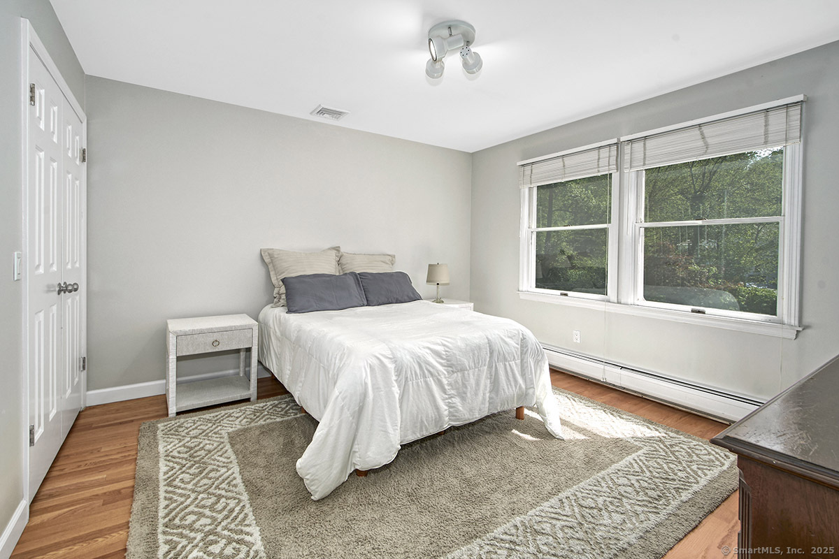 14 Jennifer Road