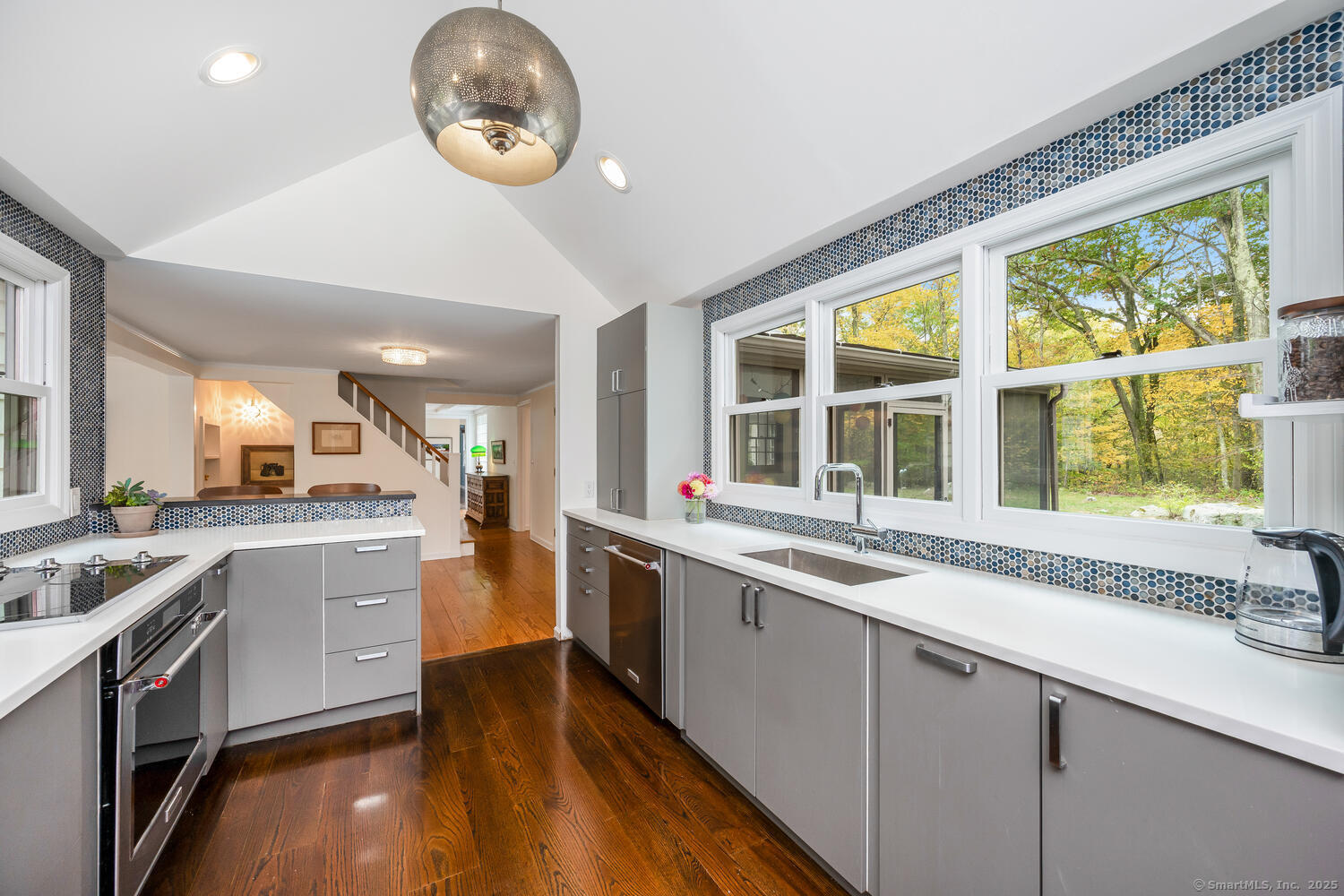 32 Calvin Road